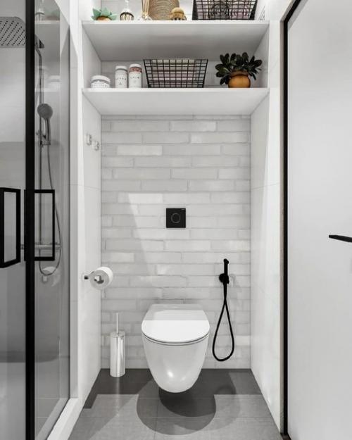 Интересное расположение кухни в студии и диван - кровать в таком маленьком пространстве единственное верное решение. 09