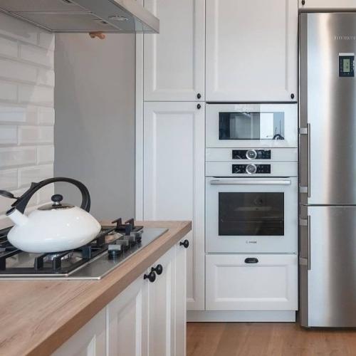 Красивая белая кухня. 03