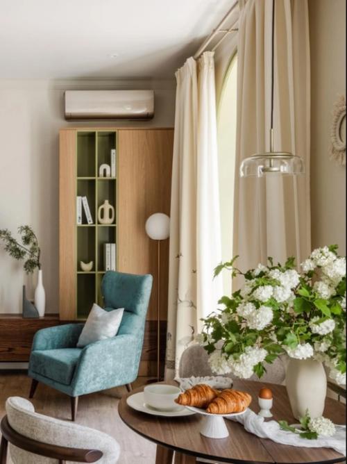 В УФЕ. Дизайнер Юрий воробьев создал современный интерьер для молодой девушки в Сталинке площадью 58 кв. 02