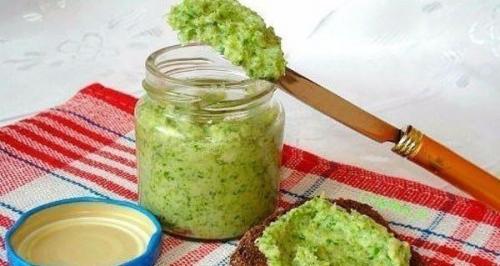 Чесночная паста.  Ингредиенты: 01