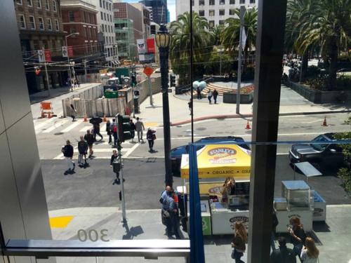 Интересное невероятное внимание Apple к деталям на примере нового Apple Store на юнион - сквер. 06