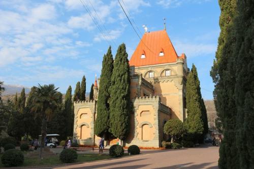 Топ - 8 уникальных дворцов Крыма. 03