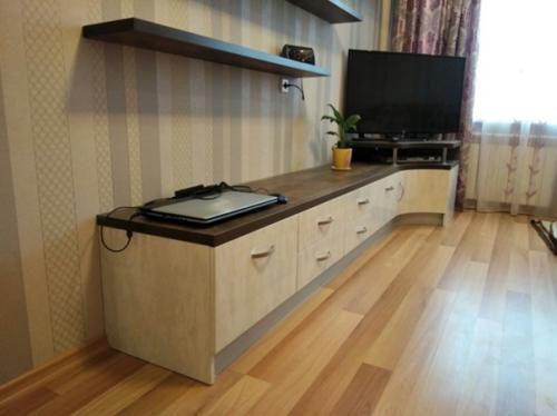 Организация гостиной включает множество важных задач. 04