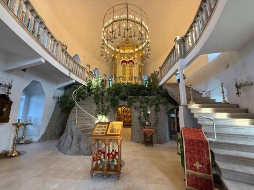 Вифания.  Умиротворяющее, прекрасное, безумно красивое и тихое духовное место. 07