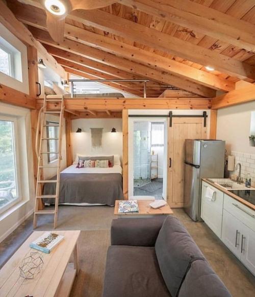 Домик мечты. Малюсенький, но продуманный до мелочей.