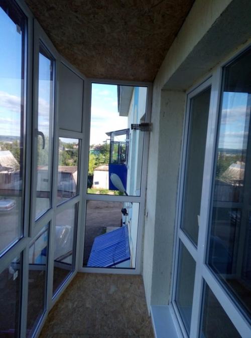 На днях мы закончили супер объект - панарамное остекление балкона! 04