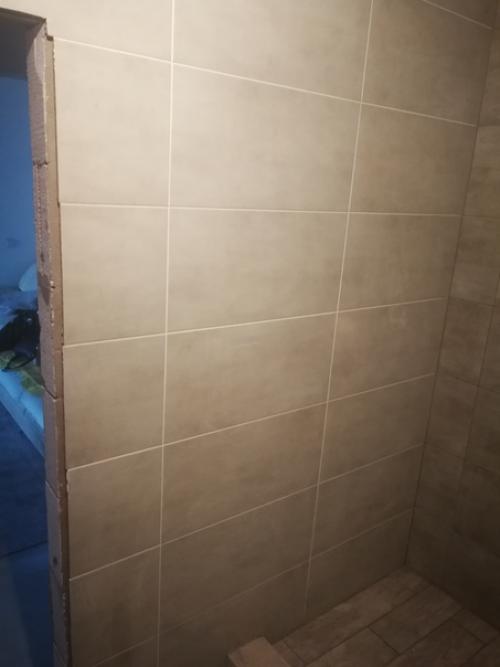 Почти закончил ванную. 03