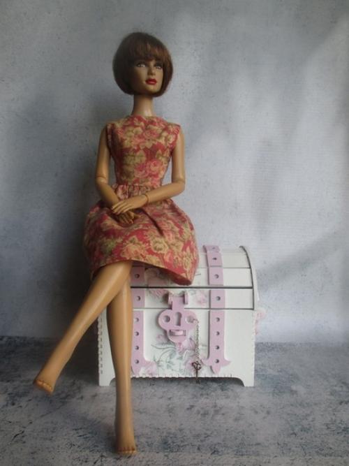 Деревянный сундучок выполненный в стиле шебби шик. 08