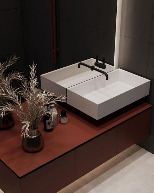 Мечтой многих может стать спальня, имеющая свою собственную ванну и гардеробную. 02