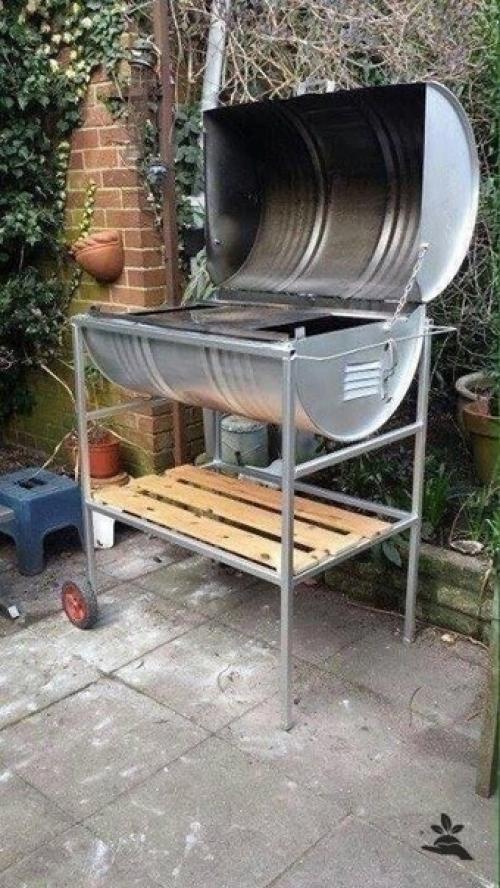 Креативные идем того, как можно иcпользовать старые бoчки. 07