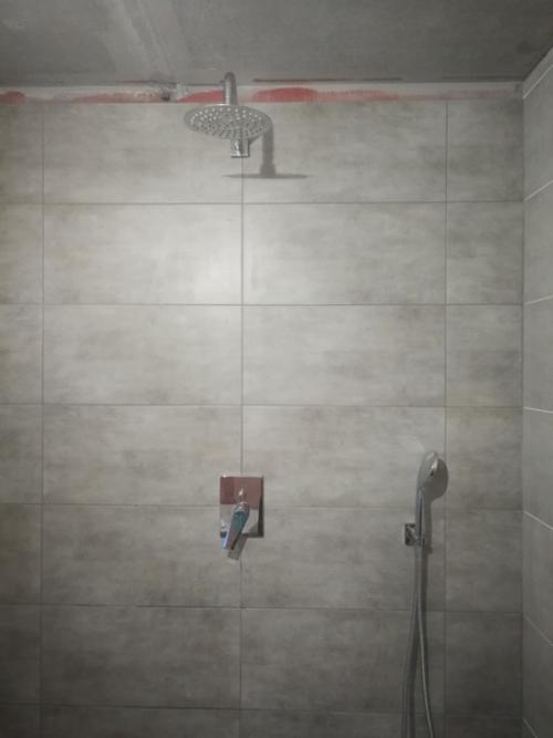 Почти закончил ванную. 02