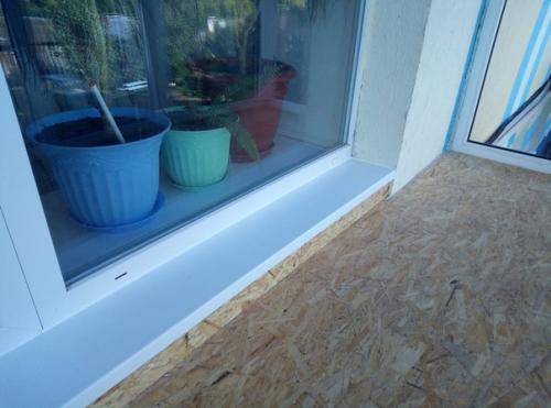 На днях мы закончили супер объект - панарамное остекление балкона! 06