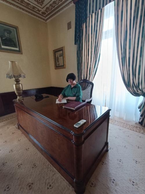 Накануне получила неожиданное предложение от знакомой сходить с ней на дневной спектакль в один из московских театров. 06 Накануне получила неожиданное предложение от знакомой сходить с ней на дневной спектакль в один из московских театров. 06