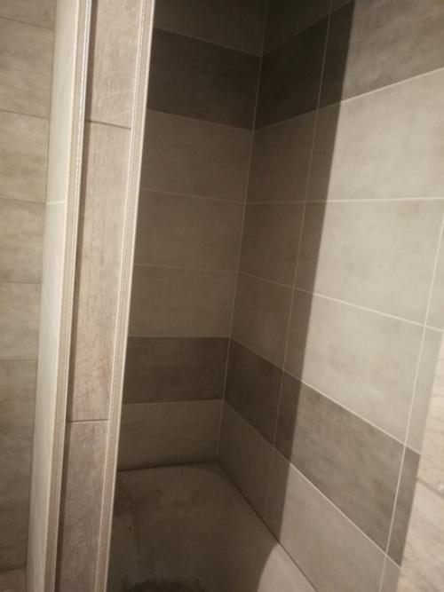 Почти закончил ванную. 01