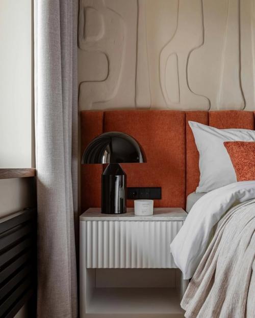 Дизайнер Элия рудт оформила квартиру в Калининграде, соединив в проекте яркие этнические детали и практичные решения. 06