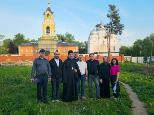 Вифания.  Умиротворяющее, прекрасное, безумно красивое и тихое духовное место. 01