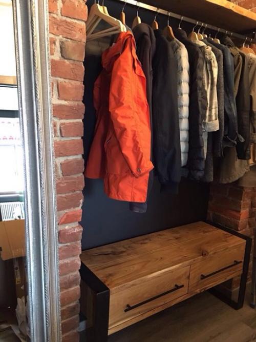 Наша заказчица Мария, в знак благодарности за проделанный нами труд прислала фотографии своего интерьера и нашей мебели в нем. 03