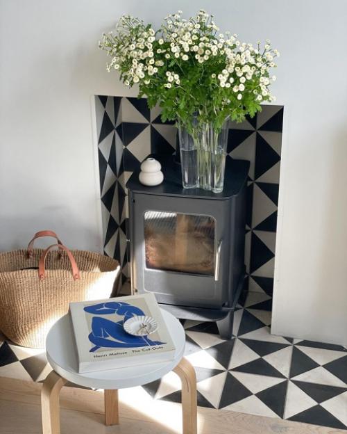 Сочетание серый + светлое дерево + зелёный в интерьере. 07