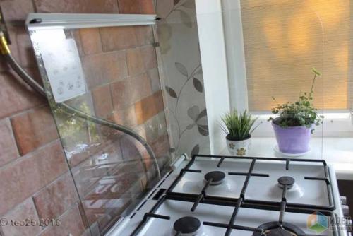 До ремонта площадь кухни составляла 5. 4 кв. 04 До ремонта площадь кухни составляла 5. 4 кв. 04