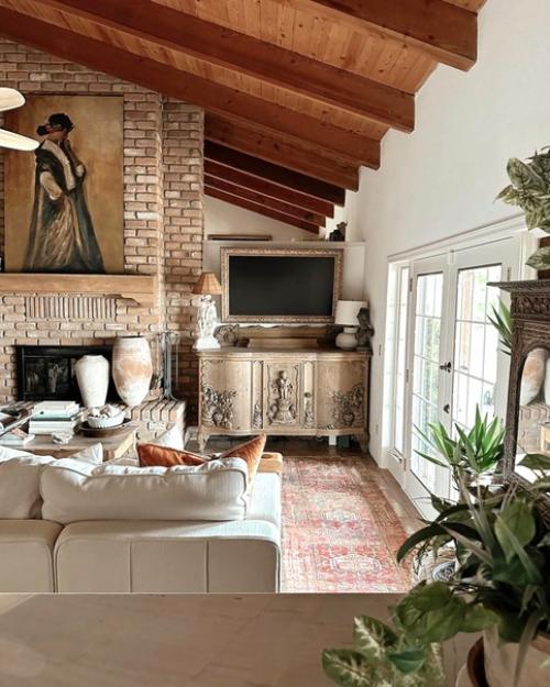 Дерево + кирпич + хрусталь. 01