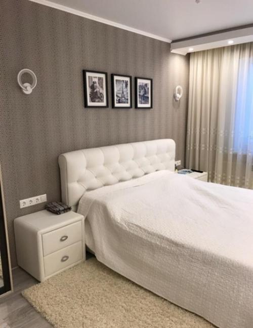 Вы только обратите внимание на размеры дивана в гостиной. 07