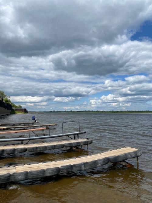Таким образом, если вы ещё не были на балконе старой башни, обязательно рекомендую подняться и полюбоваться потрясающими видами Камы. 06