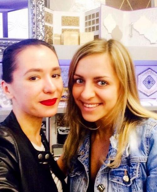 Вместе с @Kseniajasvina мы выбираем очередную красоту для её проекта!  