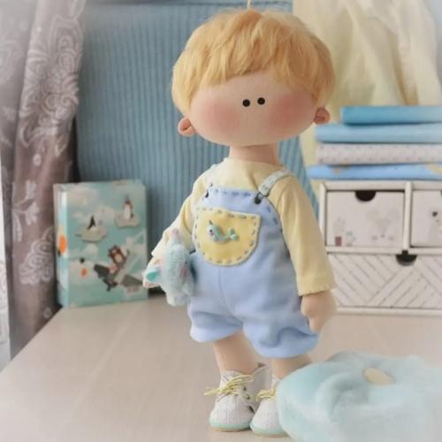 Очаровательные текстильные куколки от Инны Гречкиной.

