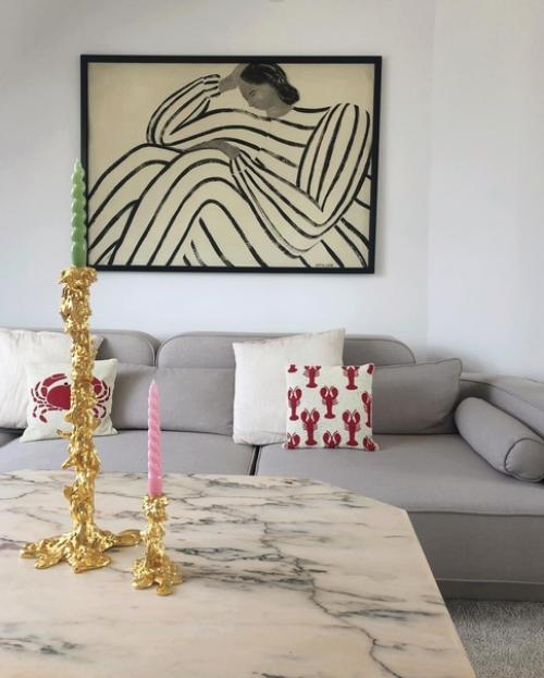 Добро пожаловать в датский дом Эмили, цветовая гамма которого прекрасно подходит для летнего оформления интерьера. 03