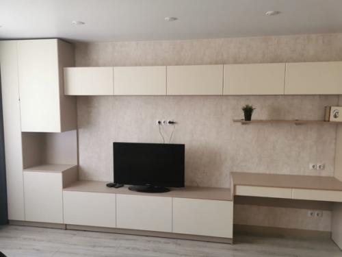 Здравствуйте, наши постоянные читатели. 08