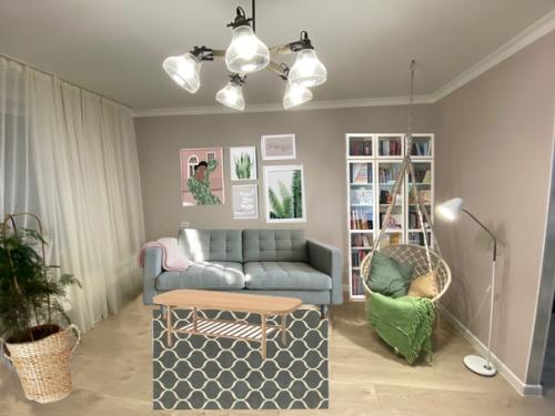 Здравствуйте.  Сразу говорю, прошу строго не судить. 03