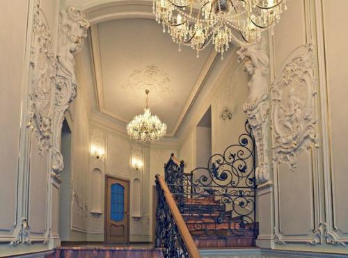 Лепнина в современном интерьере. 01