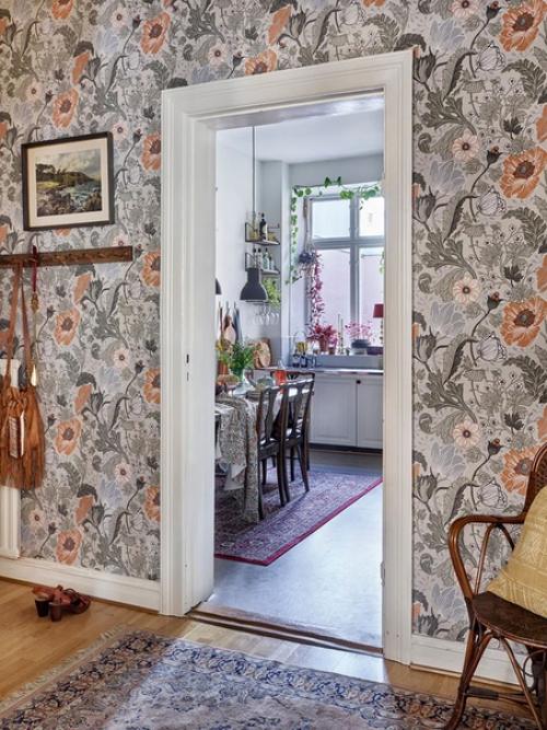 Квартира любителей цветочных мотивов и винтажных деталей. 05