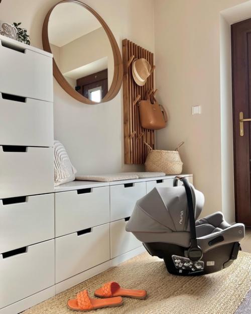 Дерево и естественный свет: уютный современный дом, в котором хочется жить. 06