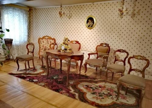 Гуляя по родному городу решили зайти в Мир забытых вещей. 03