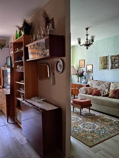 Всем привет!  Закончила обустройство квартиры после ремонта и как обещала покажу всё, а не отдельные фрагменты, которые многие уже видели. 09