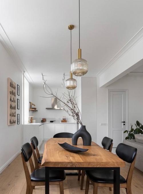 Лаконичный интерьер московской квартиры с элементами современной классики и мебелью в стиле mid - Century Modern. 04