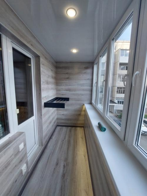 Лоджия в 5-ом микрорайоне - Лоджия под Ключ - всё от остекления до уборки строительного мусора и монтажа функциональных аксессуаров. 02