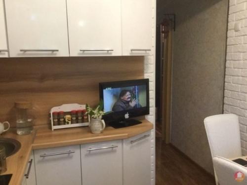 Маленькая кухня, но ремонт получился хороший. 03