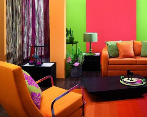 Не каждый решается создать яркий интерьер в своей квартире. 04