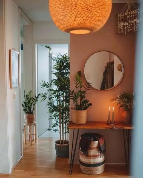 Хозяйка этого замечательного интерьера франци предпочитает душевное, чем дорогое и эксклюзивное, и ценит философию дизайна стиля бохо. 03