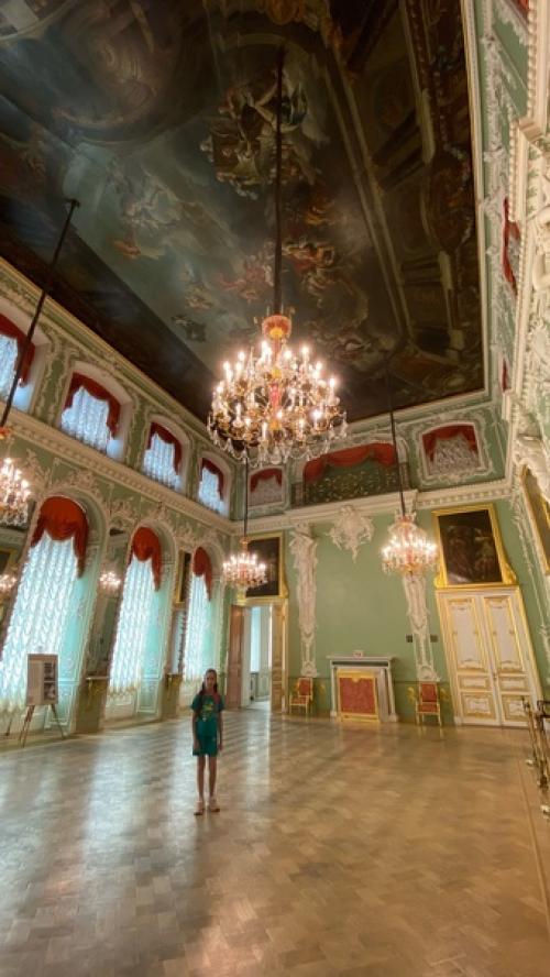 Строгановскийдворец. Был возведен в 1753-1754 гг. архитектором Франческо Бартоломео растрелли на пересечении реки мойки с невским проспектом. 02