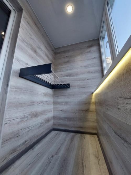 Лоджия в 5-ом микрорайоне - Лоджия под Ключ - всё от остекления до уборки строительного мусора и монтажа функциональных аксессуаров. 09