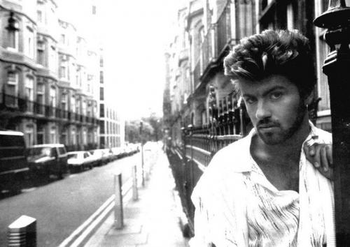 Джордж Майкл архитектурой и дизайном интерьеров увлекался. 01