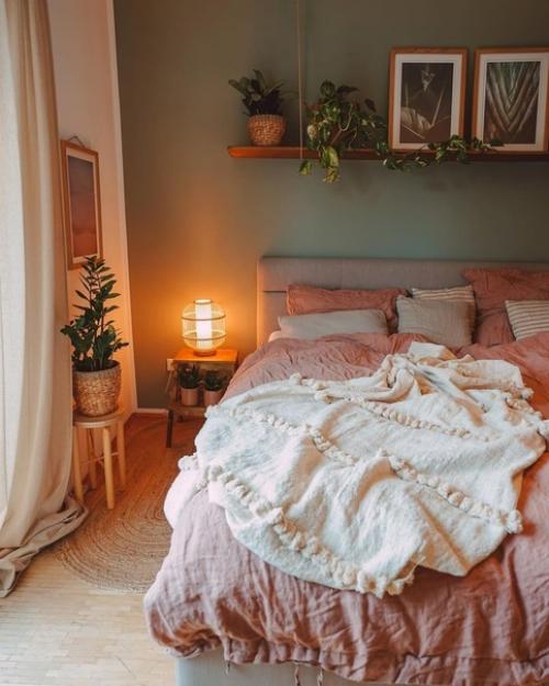 Хозяйка этого замечательного интерьера франци предпочитает душевное, чем дорогое и эксклюзивное, и ценит философию дизайна стиля бохо. 02