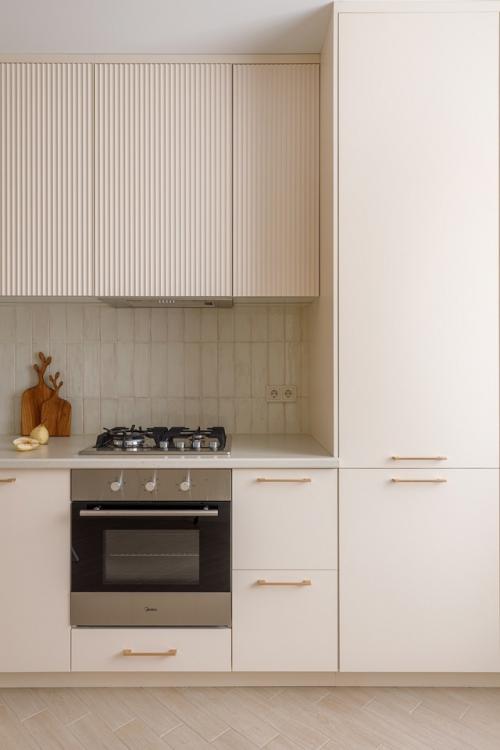 Нежный интерьер 1-комнатной квартиры 37, 6 м 2 в Ессентуках. 01