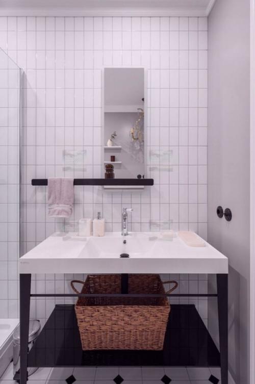 Однокомнатная квартира, оформленная в стиле современной классики, может создать прекрасное сочетание элегантности и современности. 01