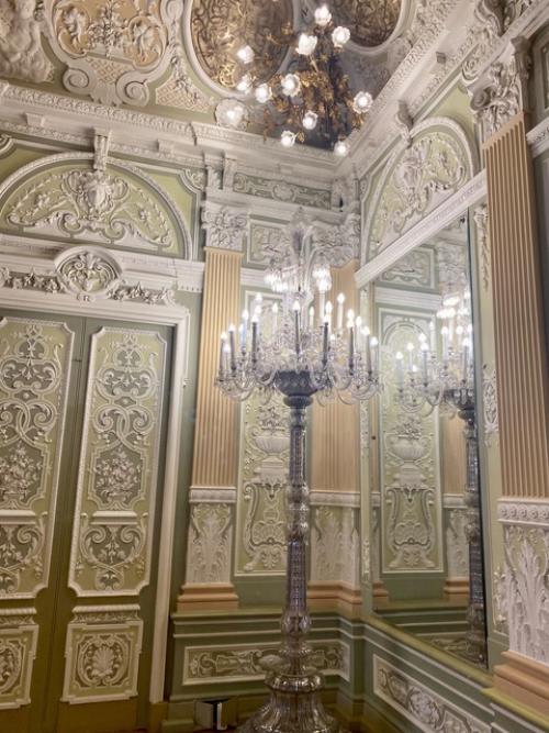 На набережной реки мойки скрывается интересный особняк. 02