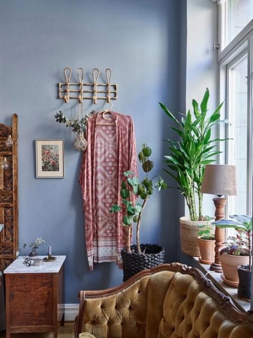 Квартира любителей цветочных мотивов и винтажных деталей. 07