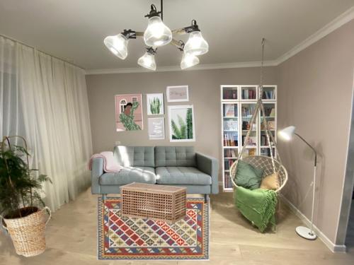 Здравствуйте.  Сразу говорю, прошу строго не судить. 05